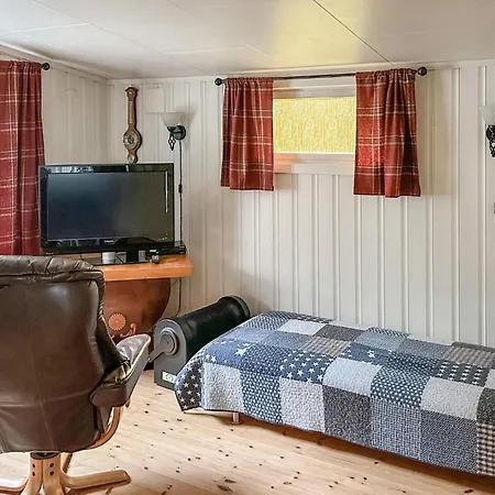 Lovely In Lena With Wifi Holiday home Eina
