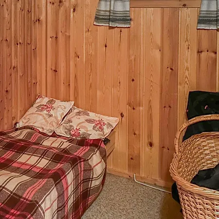 Lovely In Lena With Wifi Holiday home