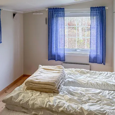Holiday home Lovely In Lena With Wifi Eina